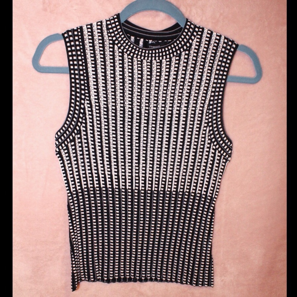 Theory Black and White Crop Top Blouse